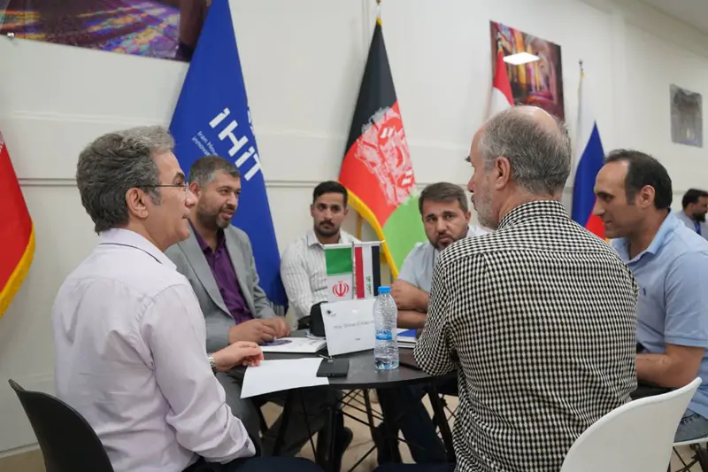 دیدار نمایندگان پافکو با فعالان بینالمللی عراق و روسیه در نمایشگاه الکامپ ۲۰۲۶ دیدار نمایندگان پافکو با فعالان بینالمللی عراق و روسیه در نمایشگاه الکامپ ۲۰۲۶