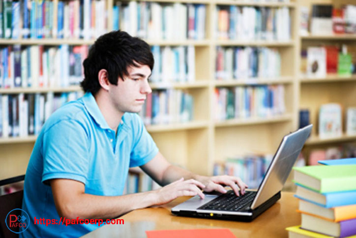 آموزش آنلاین عمومی کالج و دانشگاه